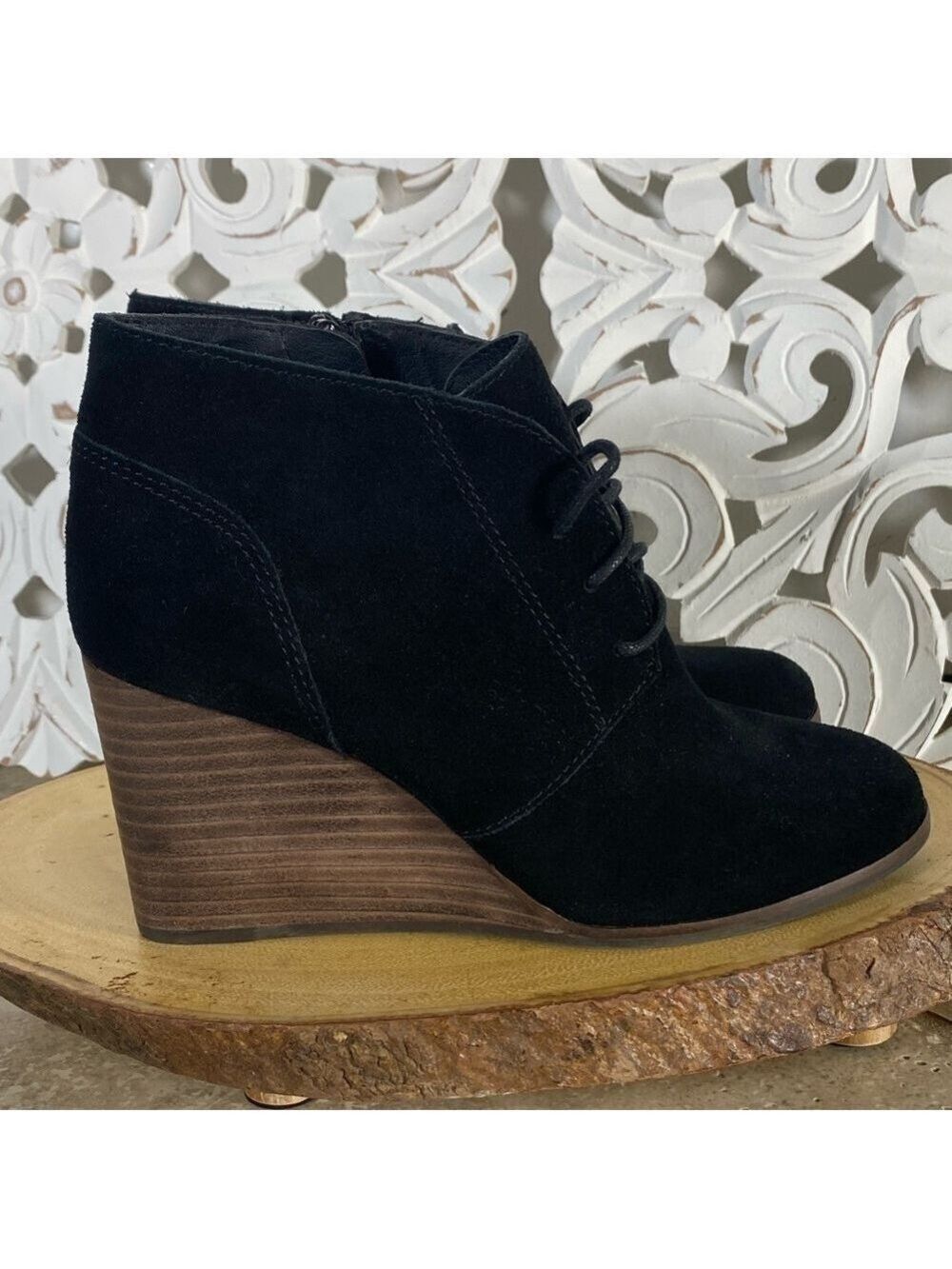 Lucky Brand Shylow Women's 6.5M/37 Ankle Booties Wedge Suede Black Lace Up